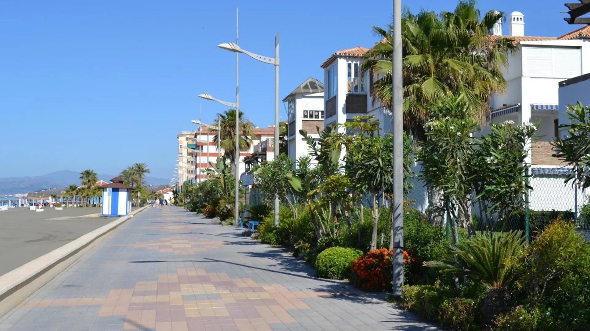 Spacious 1 Bedroom Apartment, Beach Front, Torrox Costa Spagna