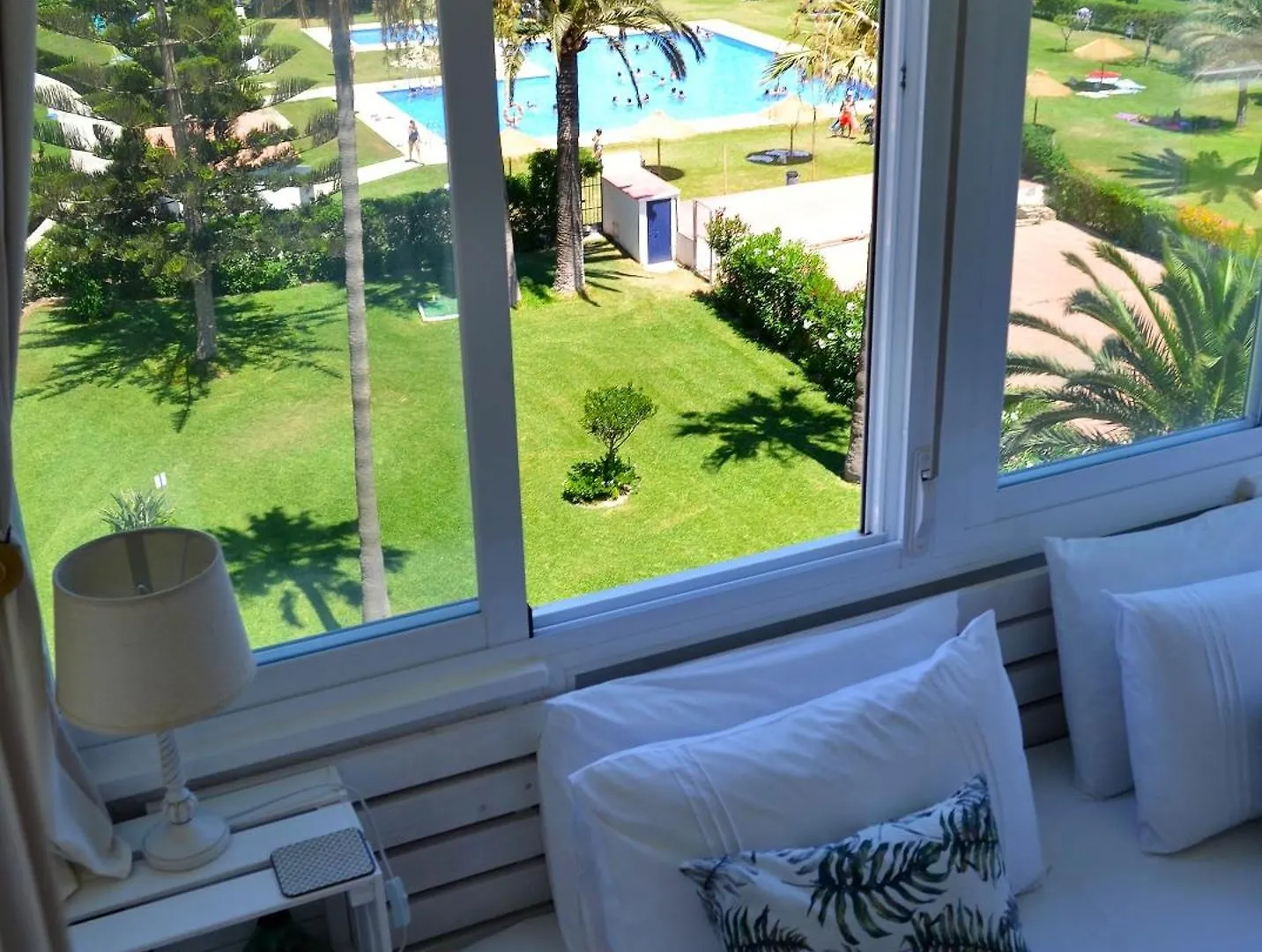 Appartamento Spacious 1 Bedroom Apartment, Beach Front, Torrox Costa