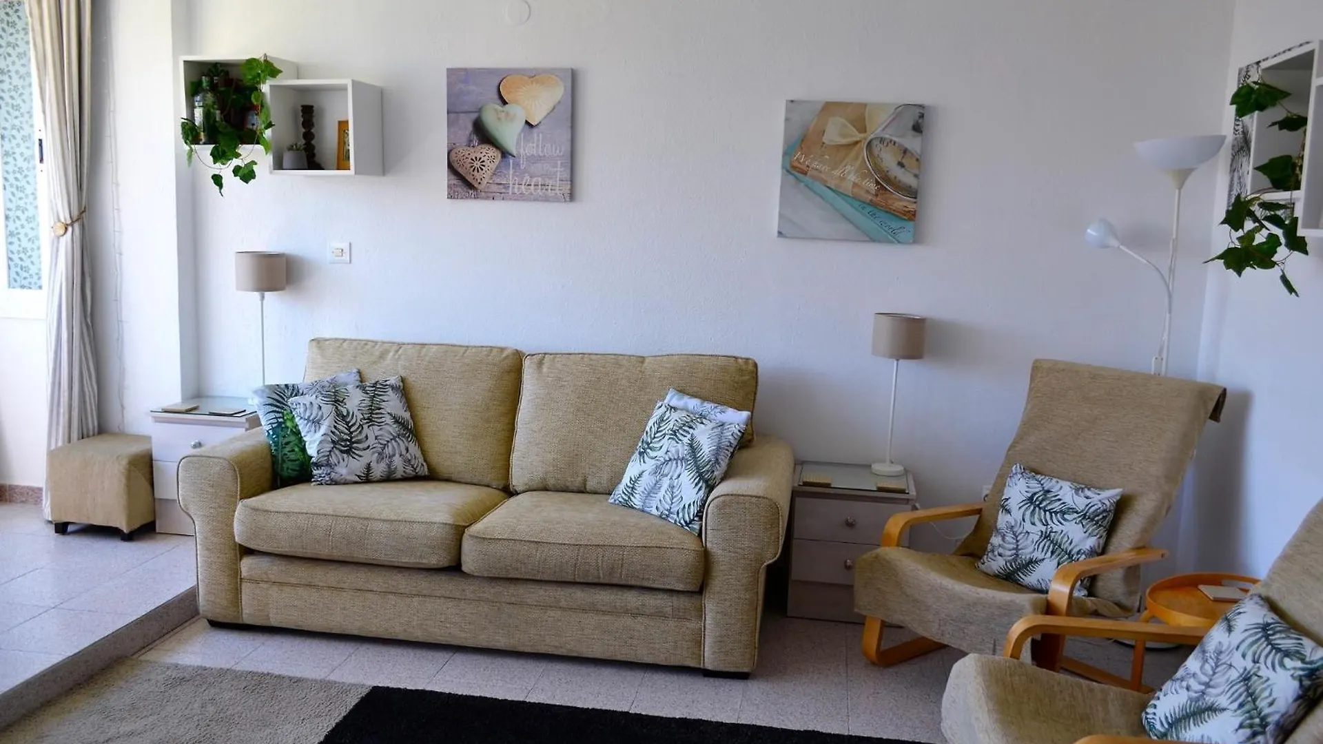 Apartman Spacious 1 Bedroom Apartment, Beach Front, Torrox Costa